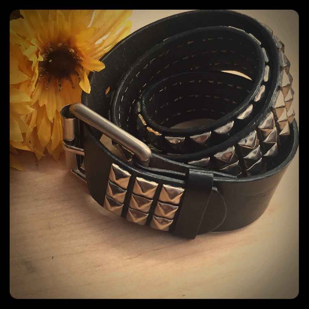 Latigo bonded leather belt